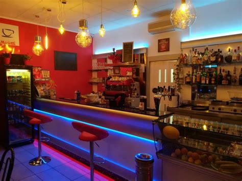 bakeca gay pavia|Gay Bar in Pavia